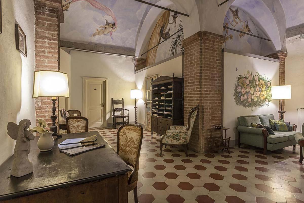 Hotel Il Chiostro Del Carmine Siena Exterior foto