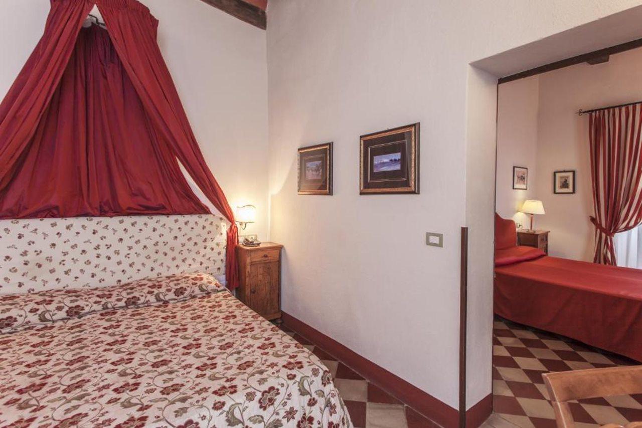 Hotel Il Chiostro Del Carmine Siena Exterior foto